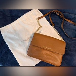 🛍️Pre-Loved MR tan crossbody🛍️